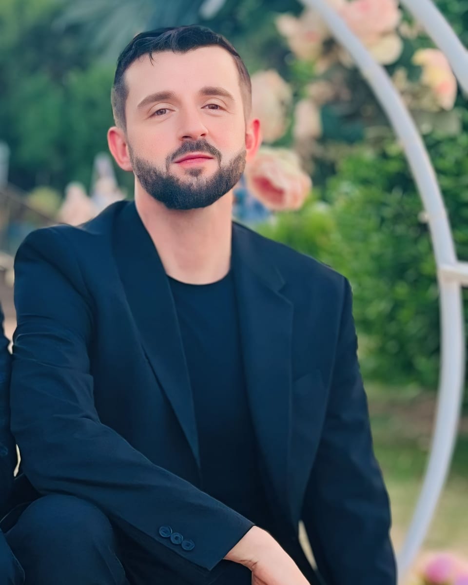 Portrait of Emir Demirel, Specialist in Psychiatry and Psychotherapy